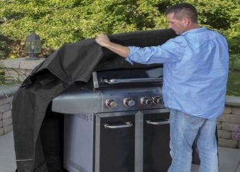 Do I Need a Grill Cover? Considerations for Using One