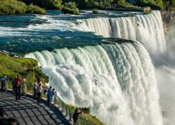 The Best Reasons to Visit the Niagara Falls Once in a Lifetime