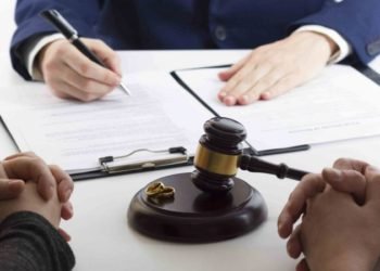 Guide to Choosing the Right Attorney for Handling Family Legal Matters