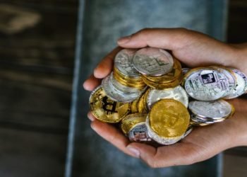 4 Effective Cryptocurrency Investing Strategies [A Handy Guide]