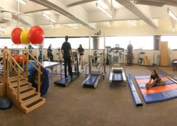 Why Choose An Outpatient Rehab Service To Overcome Addiction?