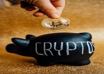 How Long Should You Hold Crypto? (Investor’s Guide)