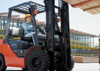 A Beginners Guide To Buying a Used Forklift