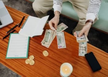 30-Day Credit Rule: Manage Your Money To Save More