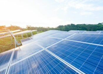 7 Good Reasons to Go Solar This Year