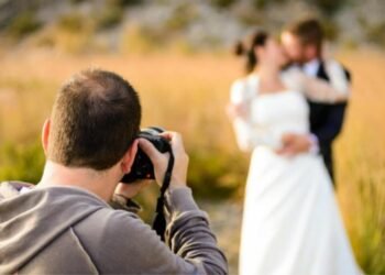 Why Should You Select a Professional Wedding Photographer for Your Wedding?