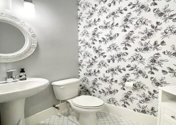 5 Elegant Wallpaper designs that are perfect for a living room