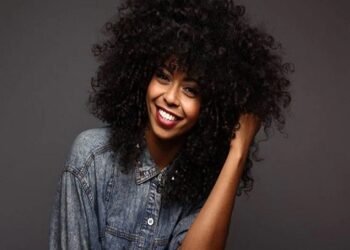 Are you looking for the best hair wig options to wear?