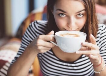 Can I Drink Coffee While Wearing My Invisalign Trays?