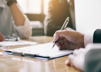 How Can a Lawyer Help You If You Verbally Agreed to a Settlement Offer?