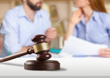 What Questions Should I Ask a Potential Divorce Lawyer?