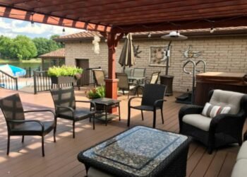 Benefits of Adding a Yard or Roof Deck to Your Property