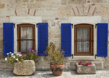 Pocket-Friendly Window Treatment Ideas