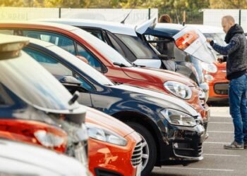 Why Many People Prefer To Buy Used Cars Over New Ones