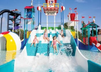 Water Slides – Why People Prefer Them for Pool Parties in Summer?