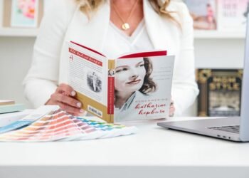 A Guide About Selecting The Best Colors For Book Covers