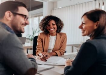 Comparing Lead Generation and Appointment Setting