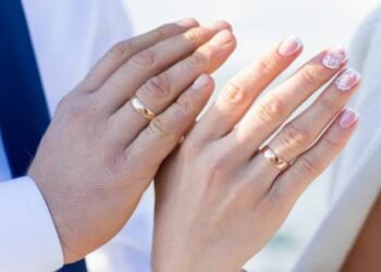Creative Engagement Ring Designs to Set You Apart