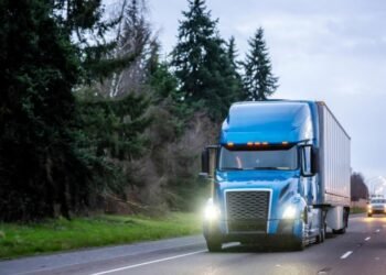 Understanding Dry Van: The Basics of Dry Van Trucking