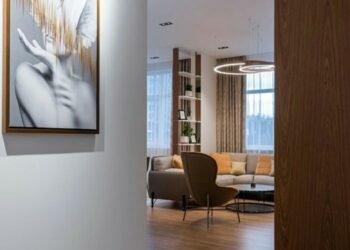 Create a Cozy Home: Furniture & Décor Tips