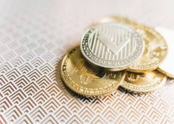 What Can Cause Swollen Eyelids