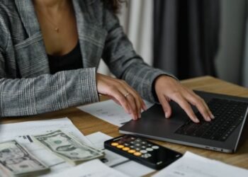 How to Manage Your Wealth Better in 2023