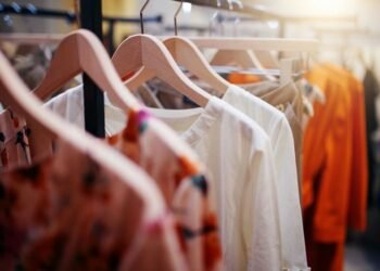 Sourcing Strategies: How to Kickstart Your Clothing Business with Wholesale Purchases