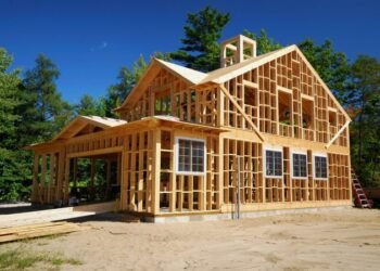 Building a Well-Run Home: Insights from Professional Household Managers