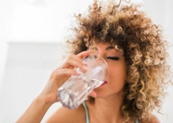 How to Get into the Habit of Drinking More Water Throughout the Day