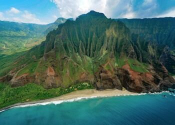 What Is Considered A True Hawaiian Experience?