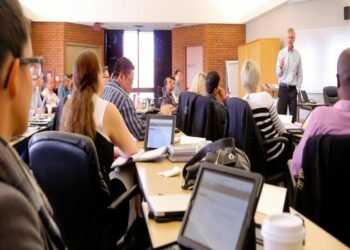 What To Look For and Expect in an Executive MBA Program