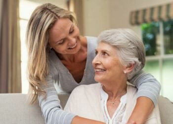 A Short Guide to Help Make Caring for an Elderly Parent More Manageable