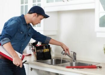 How Do You Become a Plumber?