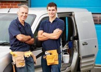 How to Grow a Plumbing Business: 4 Tips for Growth