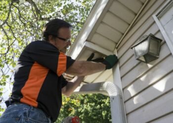 How to Install Vinyl Soffit: A Simple Step-by-Step Guide