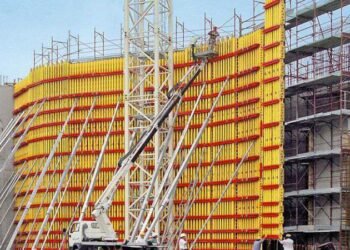 Advantages of Plywood Formwork For Your Construction Projects
