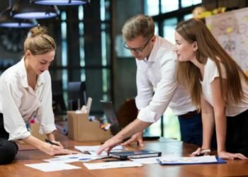 4 Essential Tips to Take When Growing Your St. Louis-Based Business