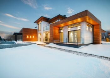 6 House Repair and Maintenance Tasks to Tackle Before Winters