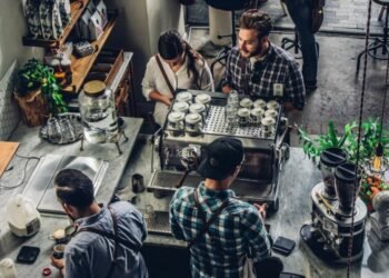 Outdoor Marketing Ideas for New Food Businesses