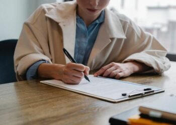 The Ultimate College Decision Guide: Key Factors to Consider