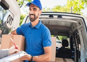 Courier Services for Small Businesses: Levelling the Playing Field