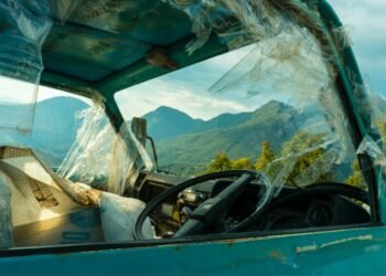 10 Tips for Selecting a Car Accident Lawyer